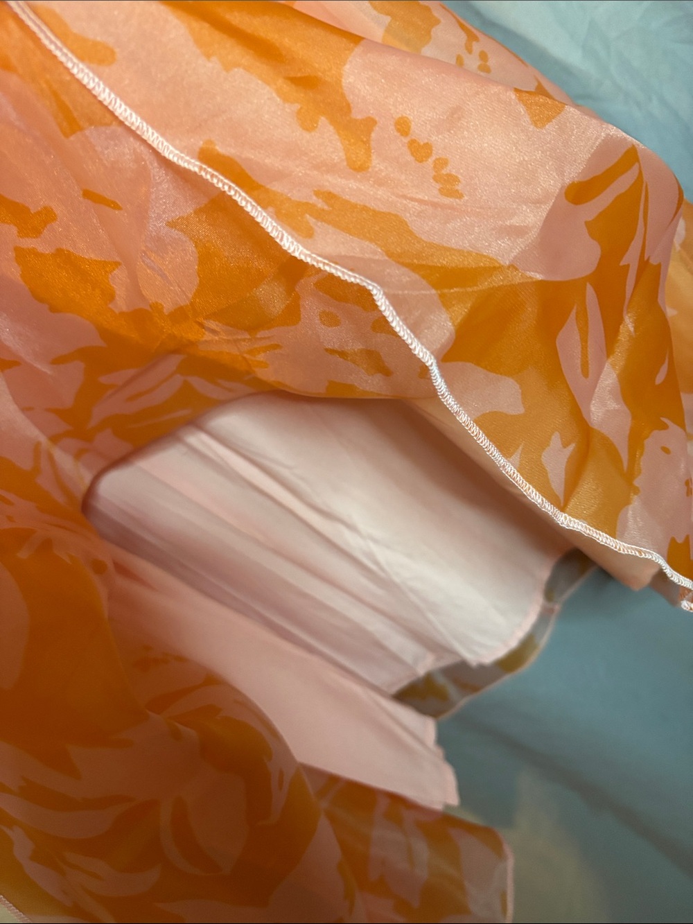 ARULA Orange and Pink Floral Puff-Sleeve Midi Dress - Picture 5 of 7